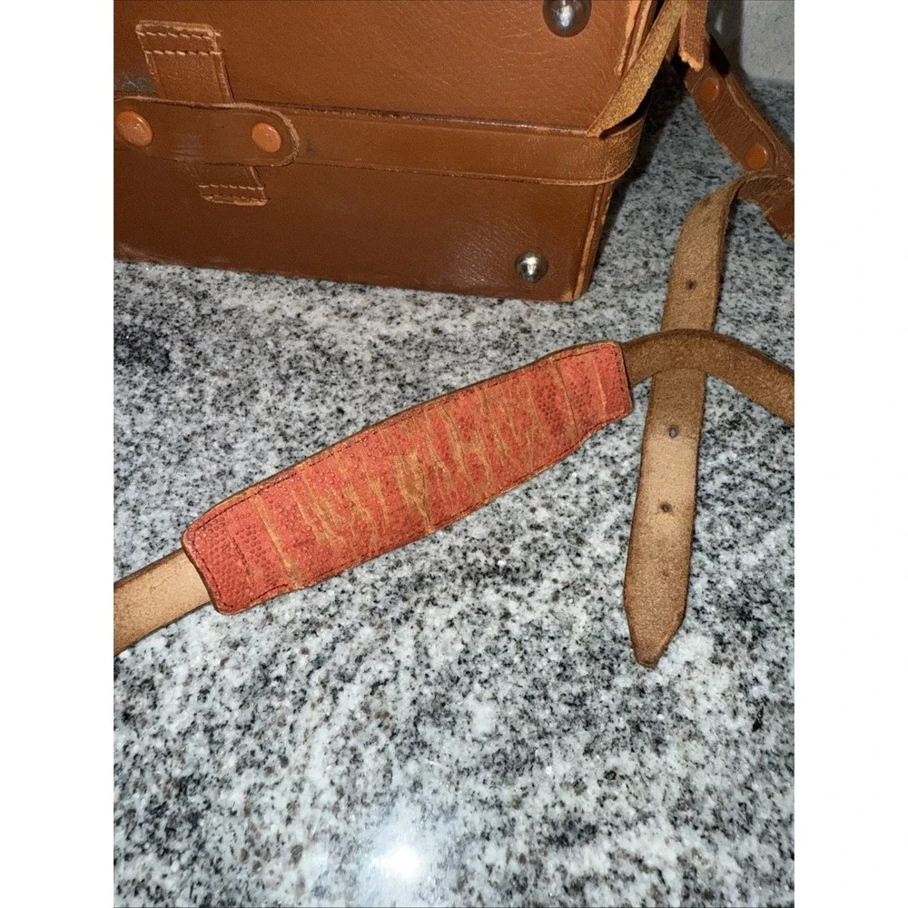 Vintage OMNICA 100 Deluxe West‎ German Leather Camera Bag